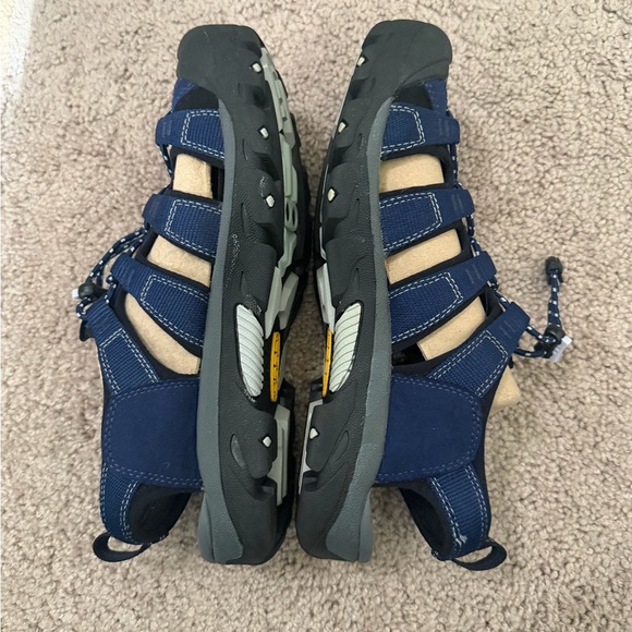Keen women’s sandals size 9.5 new without box anti odor anatomic footbed NWOT - Picture 7 of 8